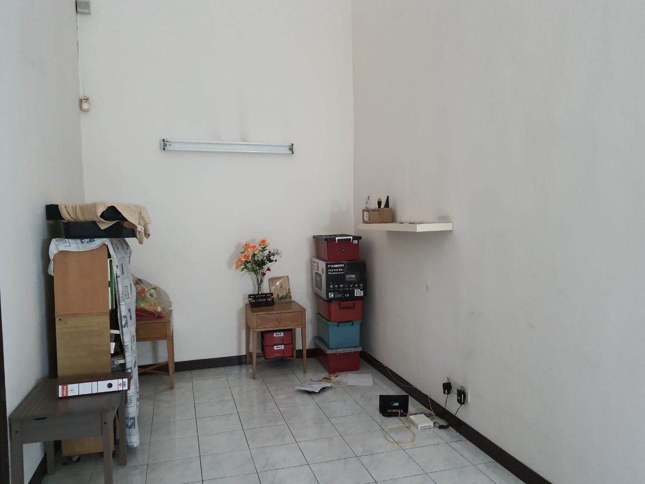 2sty teres Superlink 24x80sf Kota Kemuning by JB - photo 6