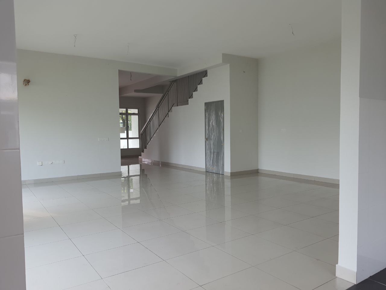 2sty Corner Perennia 51x80sf Kota Kemuning by Jb - photo 5