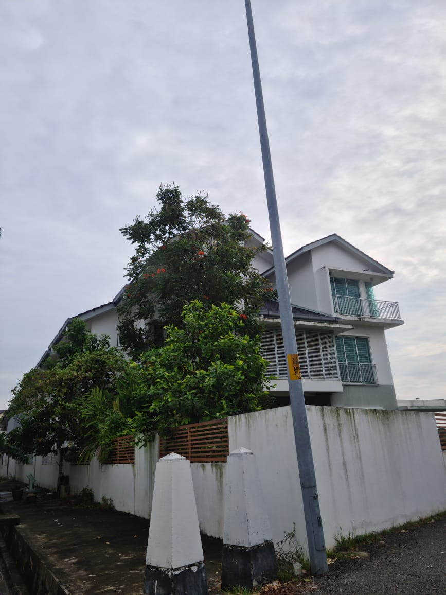 Klang bandar bukit raja delora terrace corner - photo 3