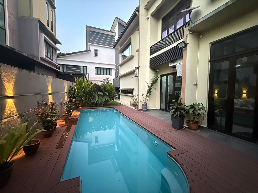 The takun 3 Storey Semi-d - photo 2