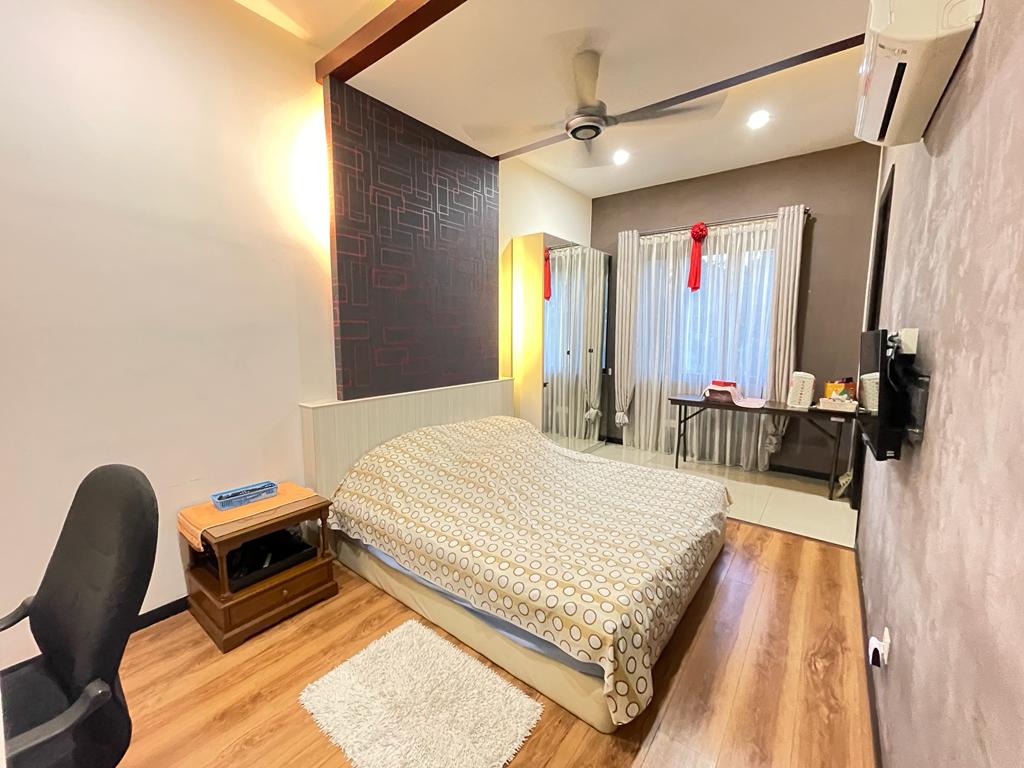 The takun 3 Storey Semi-d for Rent - photo 6