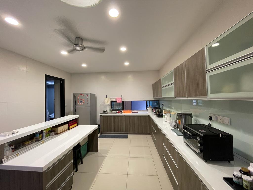 The takun 3 Storey Semi-d for Rent - photo 12