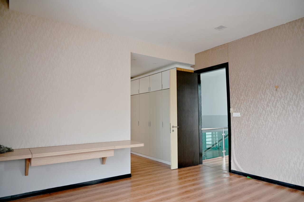 The takun 3 Storey Semi-d - photo 4