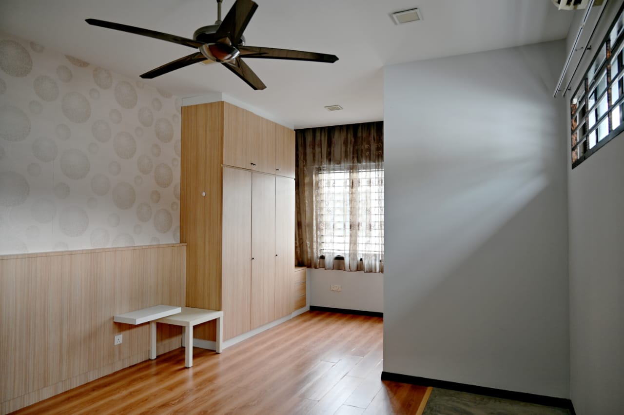 The takun 3 Storey Semi-d - photo 9