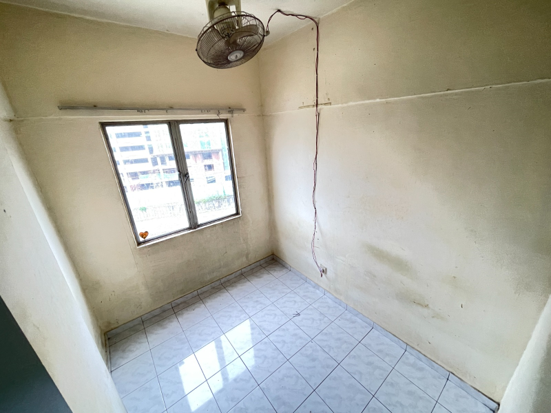 Pelangi Indah Condominium, Jalan Kuching - photo 4