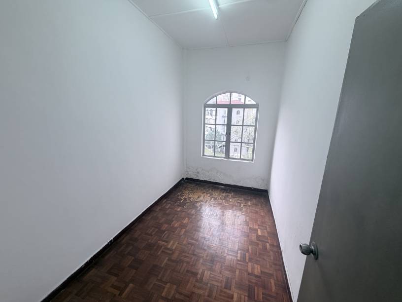 Casa Venicia Apartment, Taman Bukit Idaman - photo 5