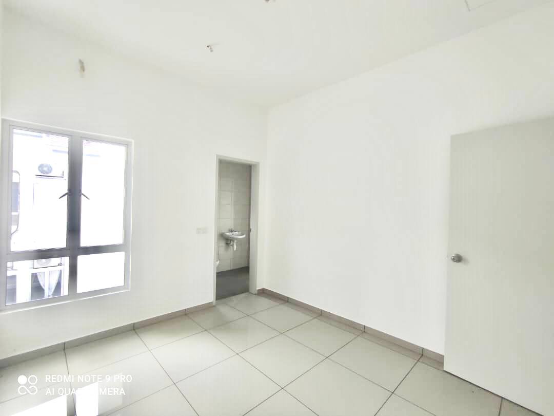 Double Storey Corner Lot House Livia Bdr Rimbayu - photo 11