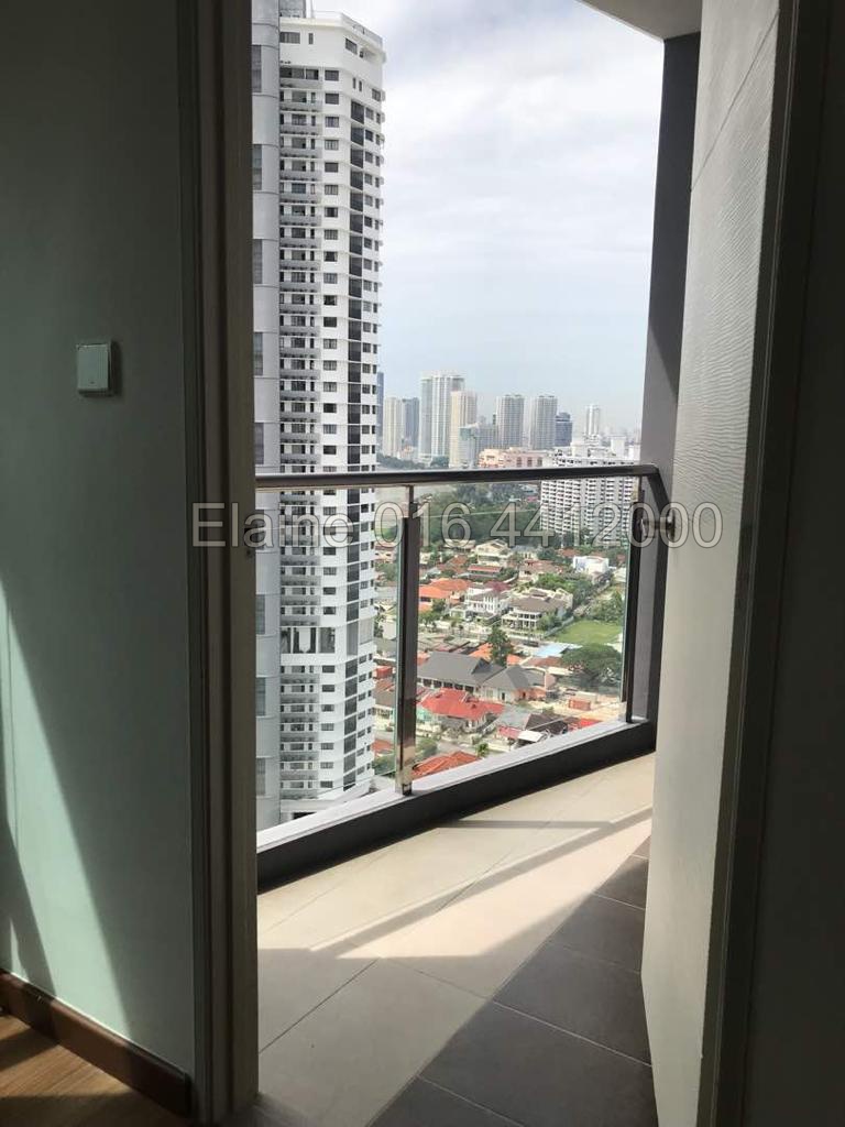 City residence - photo 8