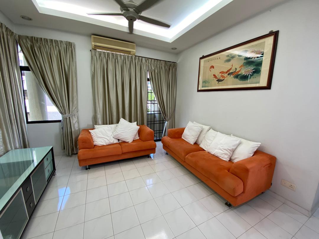 Pen Villa ...