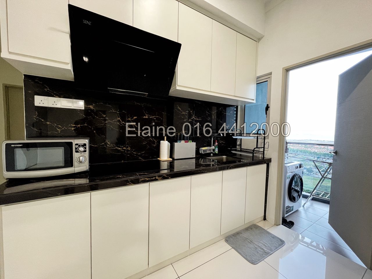 City residence - photo 4