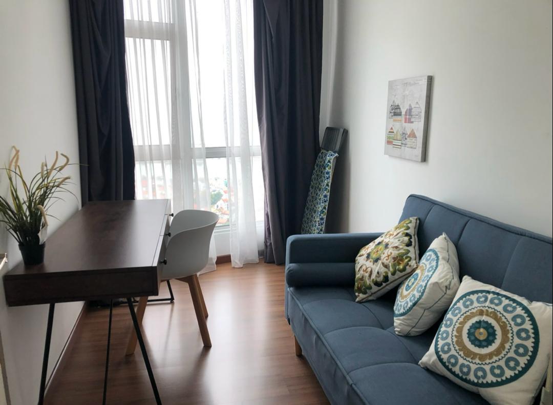 City residence - photo 8
