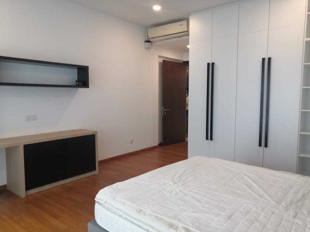 One Tanjung Condo Penthouse Unblock Seaview - photo 11
