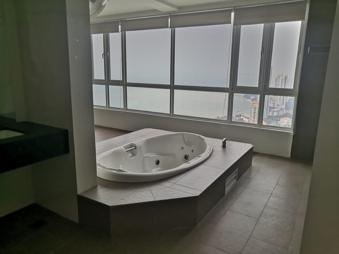 One Tanjung Condo Penthouse Unblock Seaview - photo 13