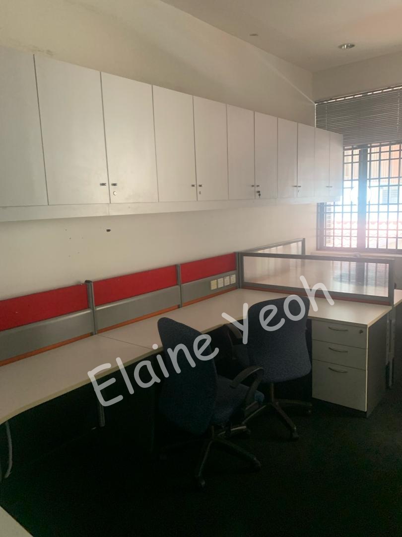 bungalow jalan kelawai - photo 10