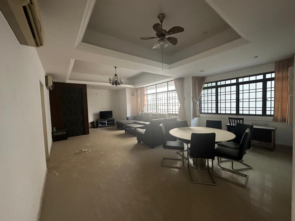 The Ascot Apartment - photo 2