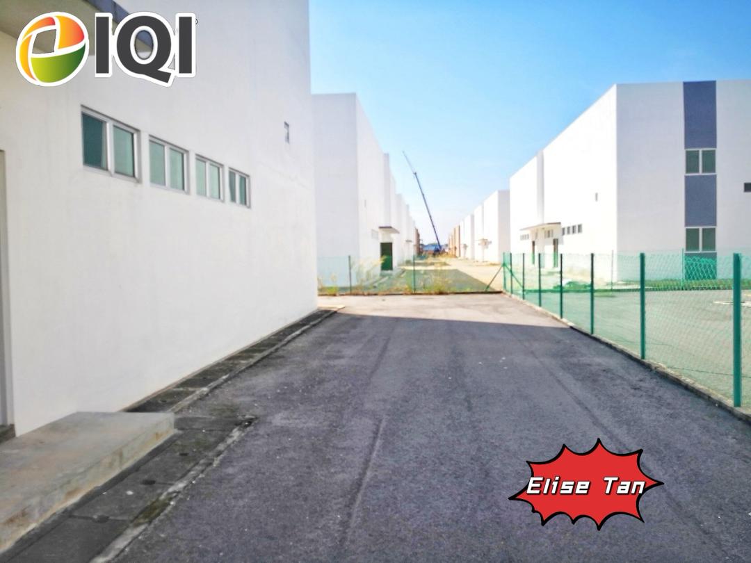 Batu Kawan Semi d Warehouse - photo 4