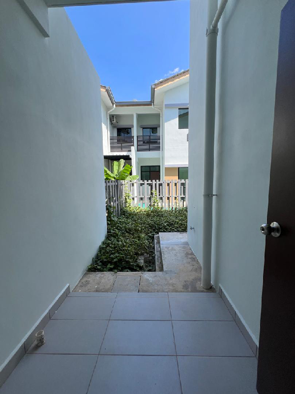 Taman Nusa Cinta Double Storey Semi D link - photo 10