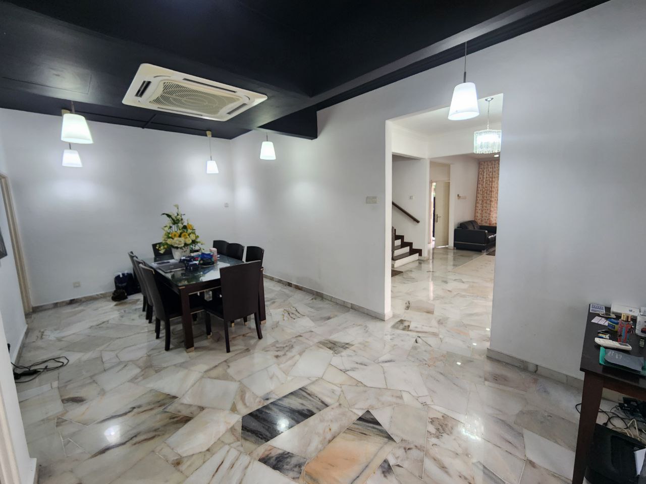 Corner Lot Double Storey Bukit Rahman Putra - photo 4