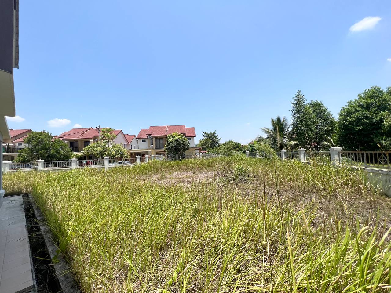 Corner Lot Double Storey Semi D, Alam Suria - photo 5