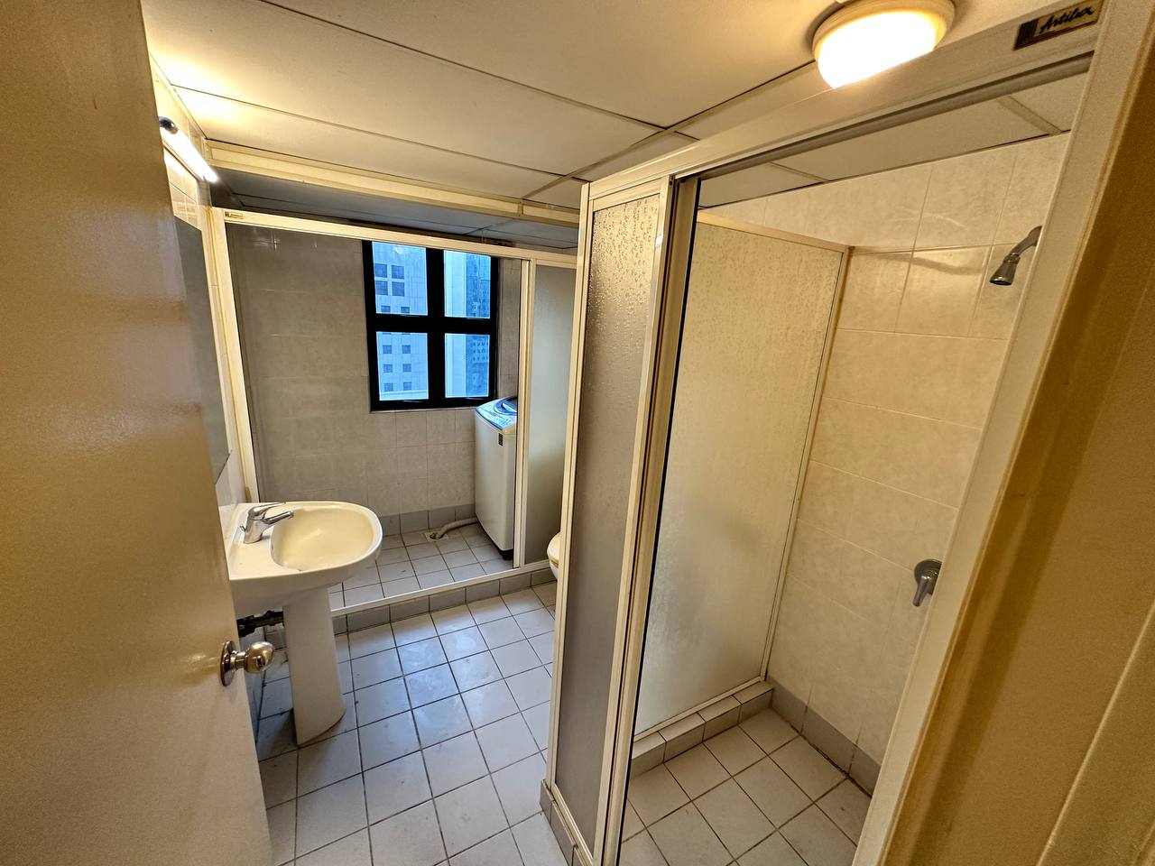Seri Raja Chulan Condo, Bukit Ceylon Kuala Lumpur - photo 11