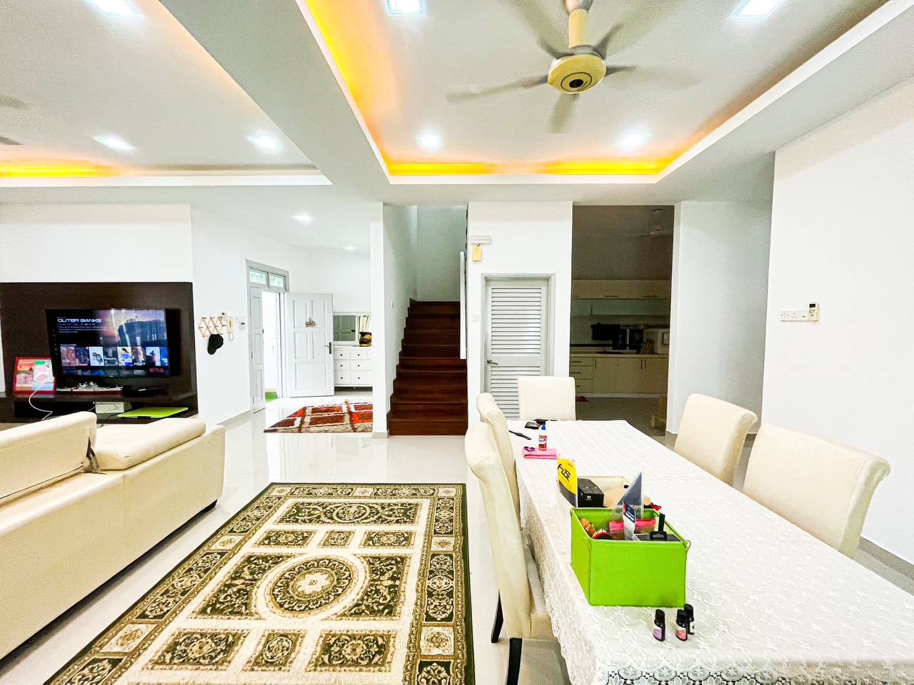 Partially Furnished Double Storey Semi D, Avenue - photo 5