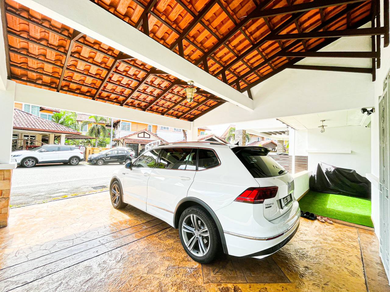Partially Furnished Double Storey Semi D, Avenue - photo 9
