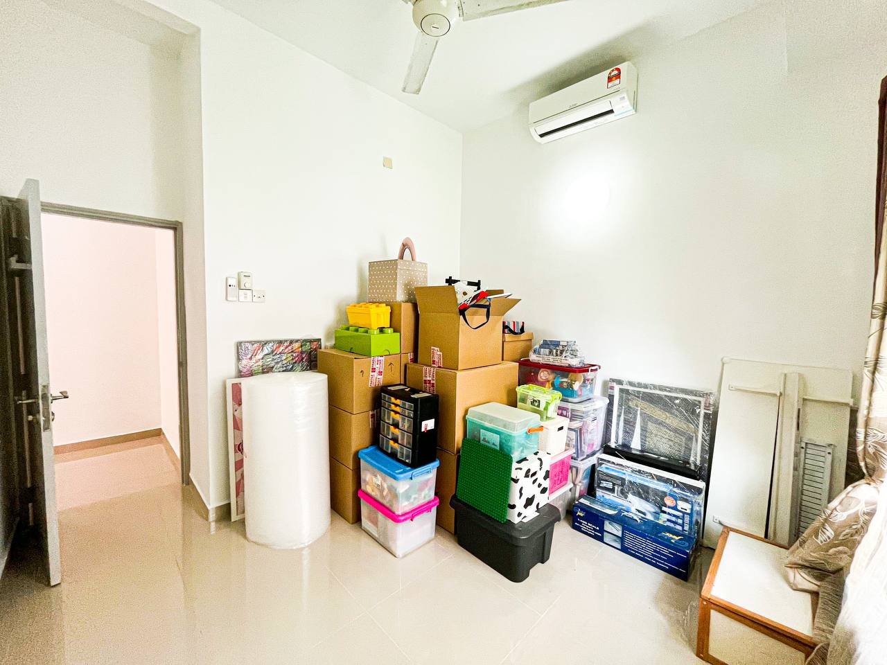 Partially Furnished Double Storey Semi D, Avenue - photo 11