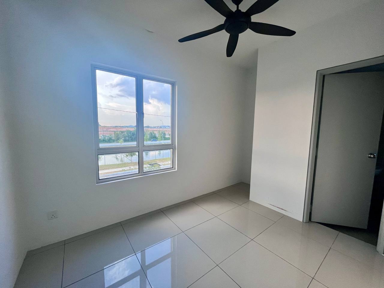 Corner Lot 2 Storey Terrace Rentak Perdana LBS, - photo 10