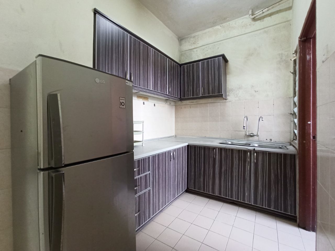 Corner Unit Selesa I Resort, Taman Damai Mewah - photo 4
