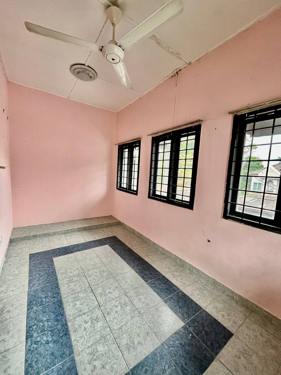 Endlot 2 Storey Terrace Taman Mulia Jaya, Ampang - photo 11