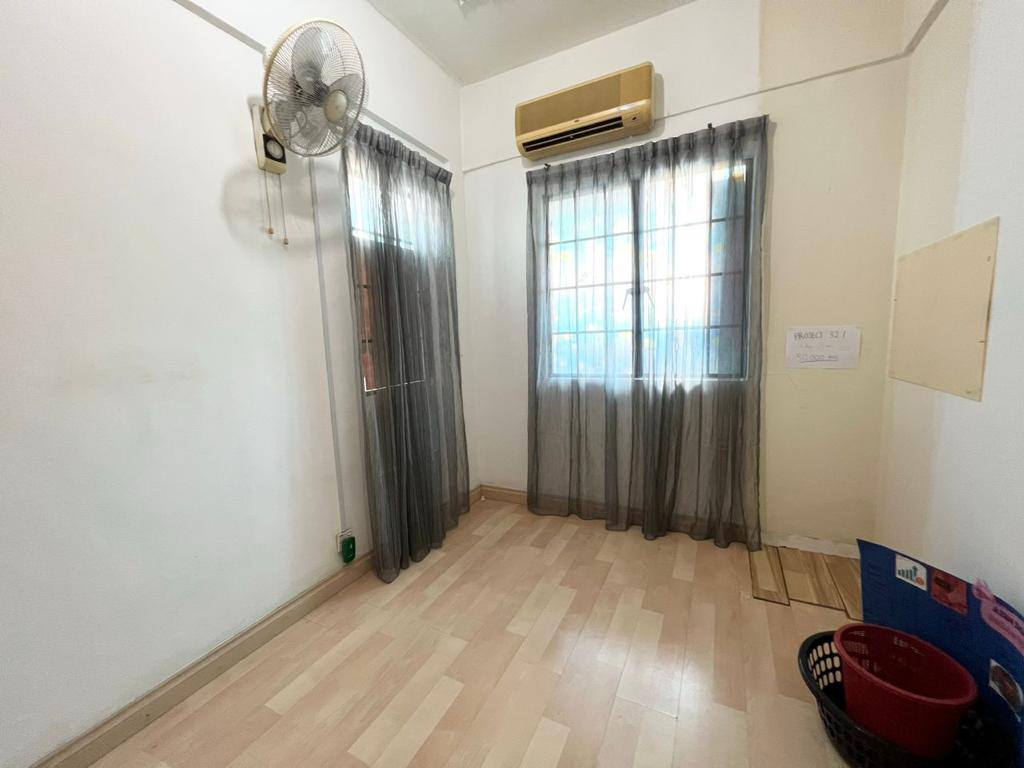Ground Floor Anjung Villa Condominium - photo 7