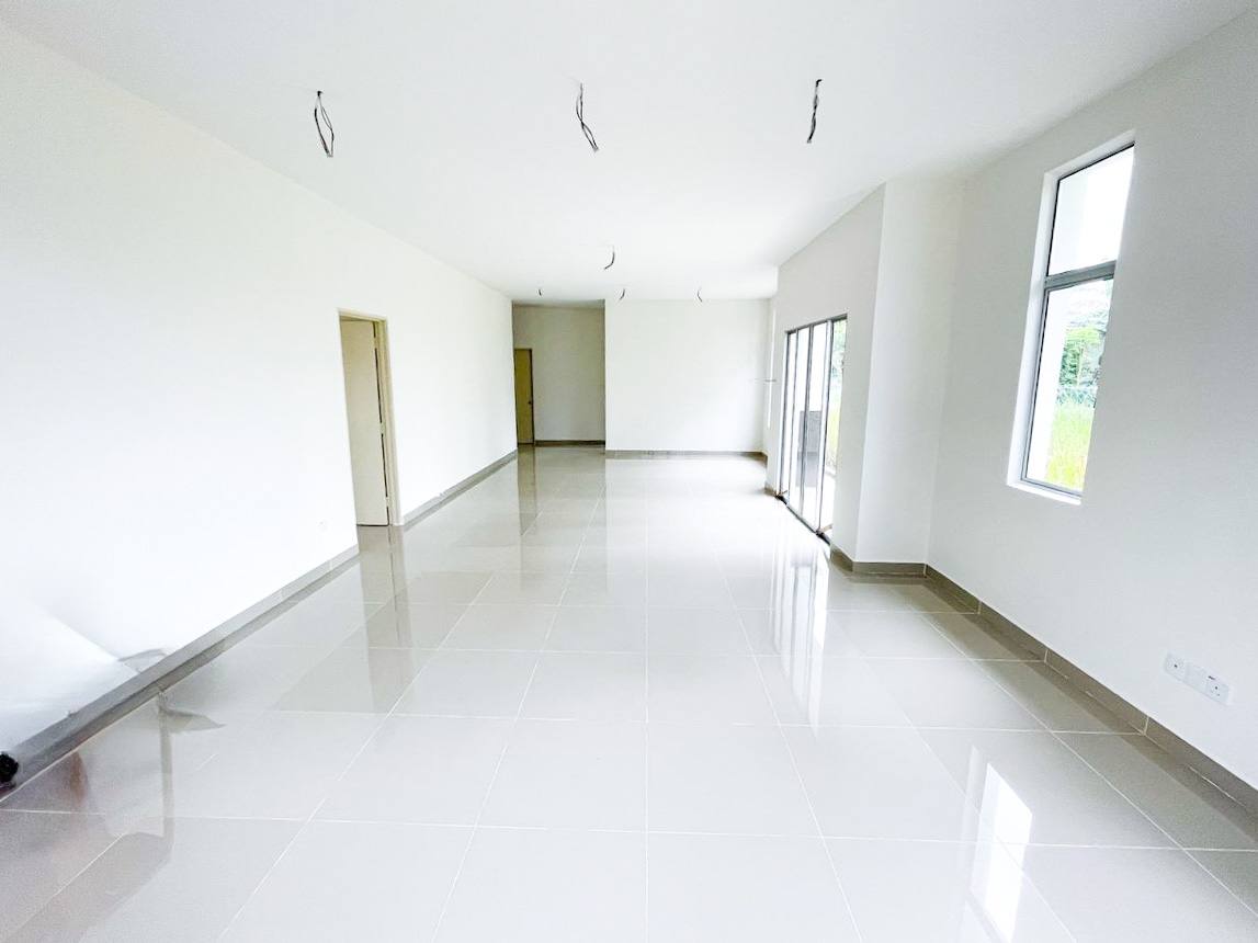 Single Storey Bungalow Mahkota Hills Seksyen 7 Len - photo 4