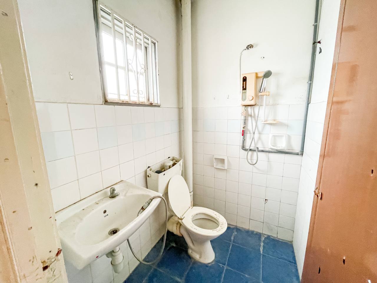 Cheapest 2 Storey Terrace Taman Bukit Indah, Ampan - photo 10