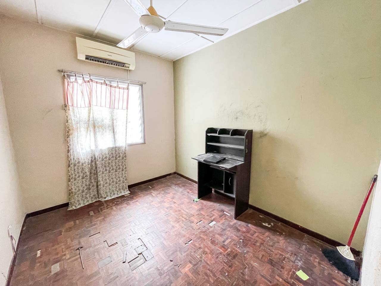 Cheapest 2 Storey Terrace Taman Bukit Indah, Ampan - photo 11