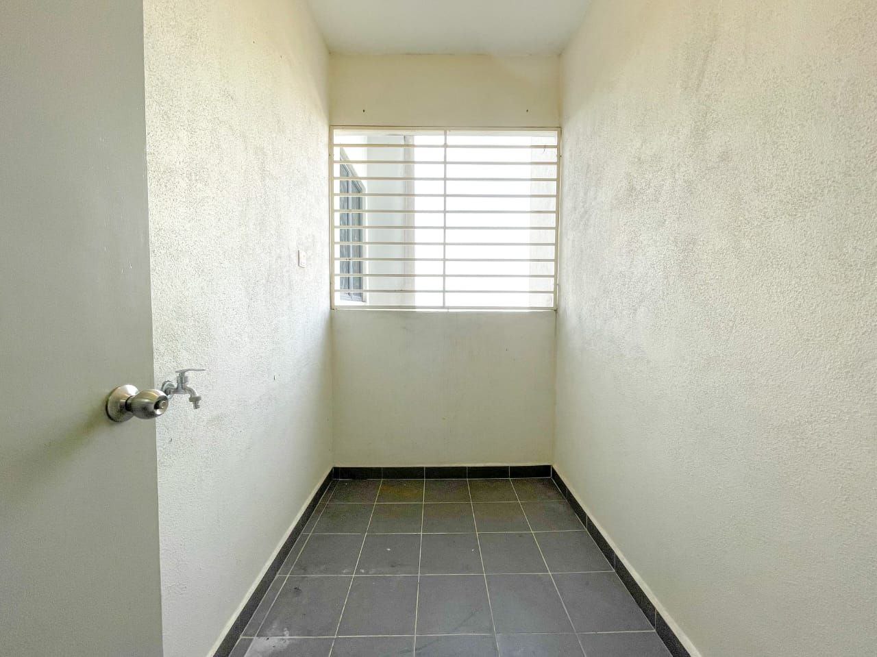 Ivory Residence Condo, Mutiara Height, Prima Sauja - photo 11