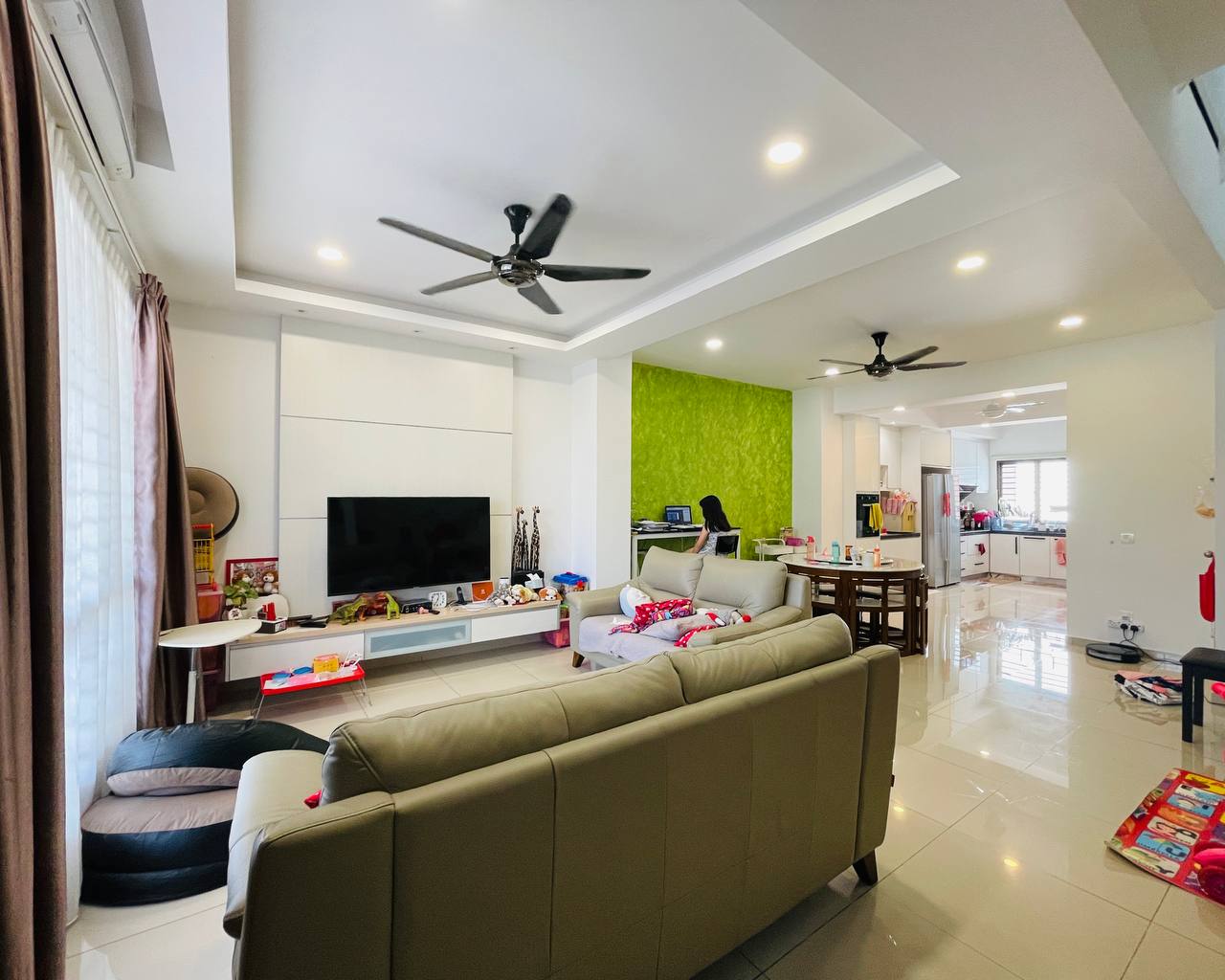 Facing Open 2 Storey Terrace Setia Ecohill 2, Seme - photo 4