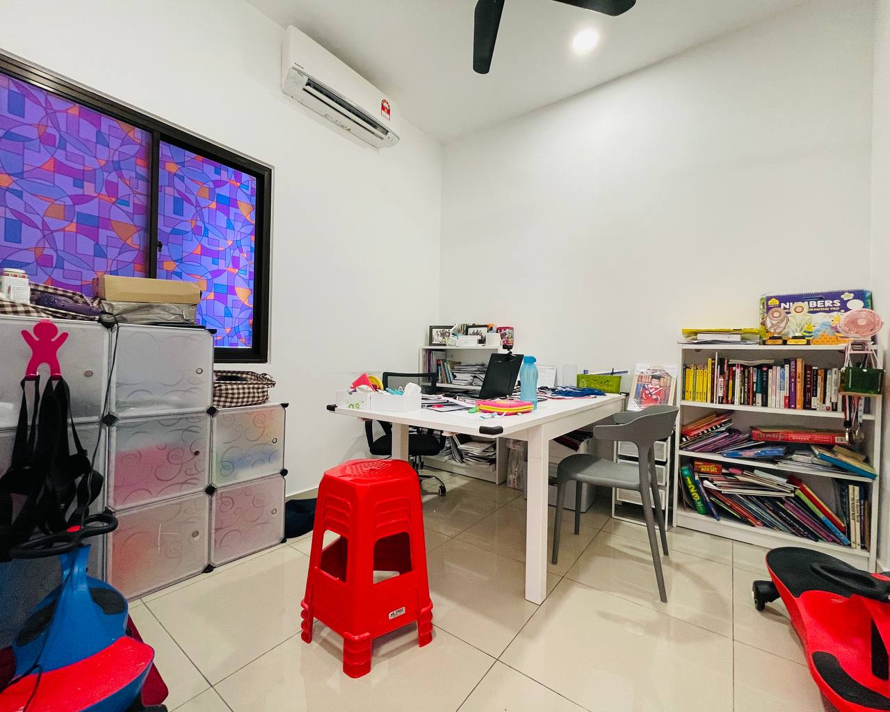 Facing Open 2 Storey Terrace Setia Ecohill 2, Seme - photo 13