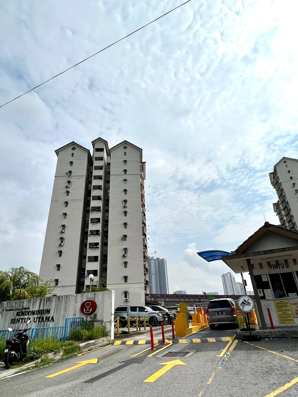 Facing Pool Sentul Utama Condominium, Kuala Lumpur - photo 2