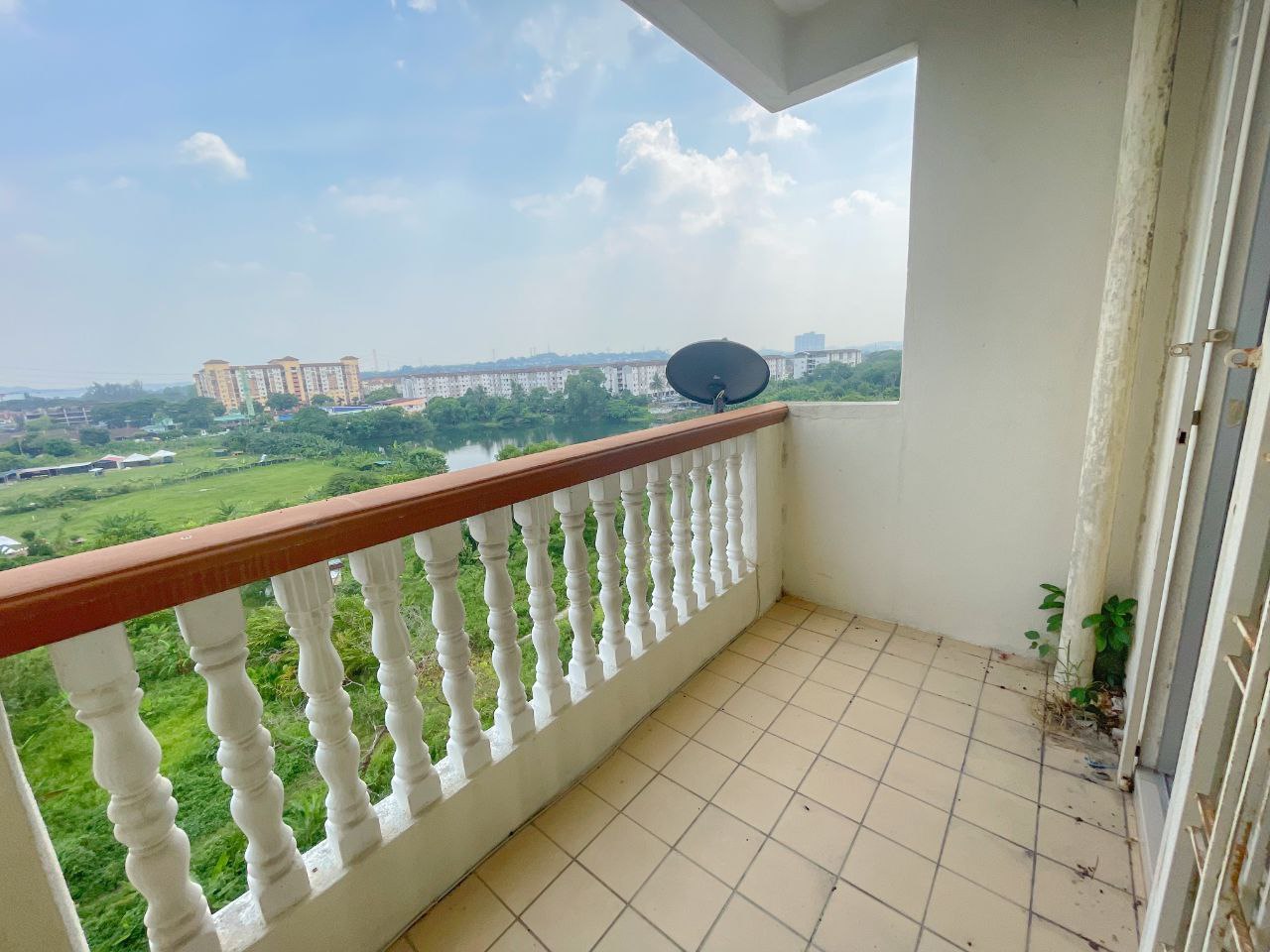 Corner Unit Sri Ixora Apartment, Taman Sepakat Ind - photo 3