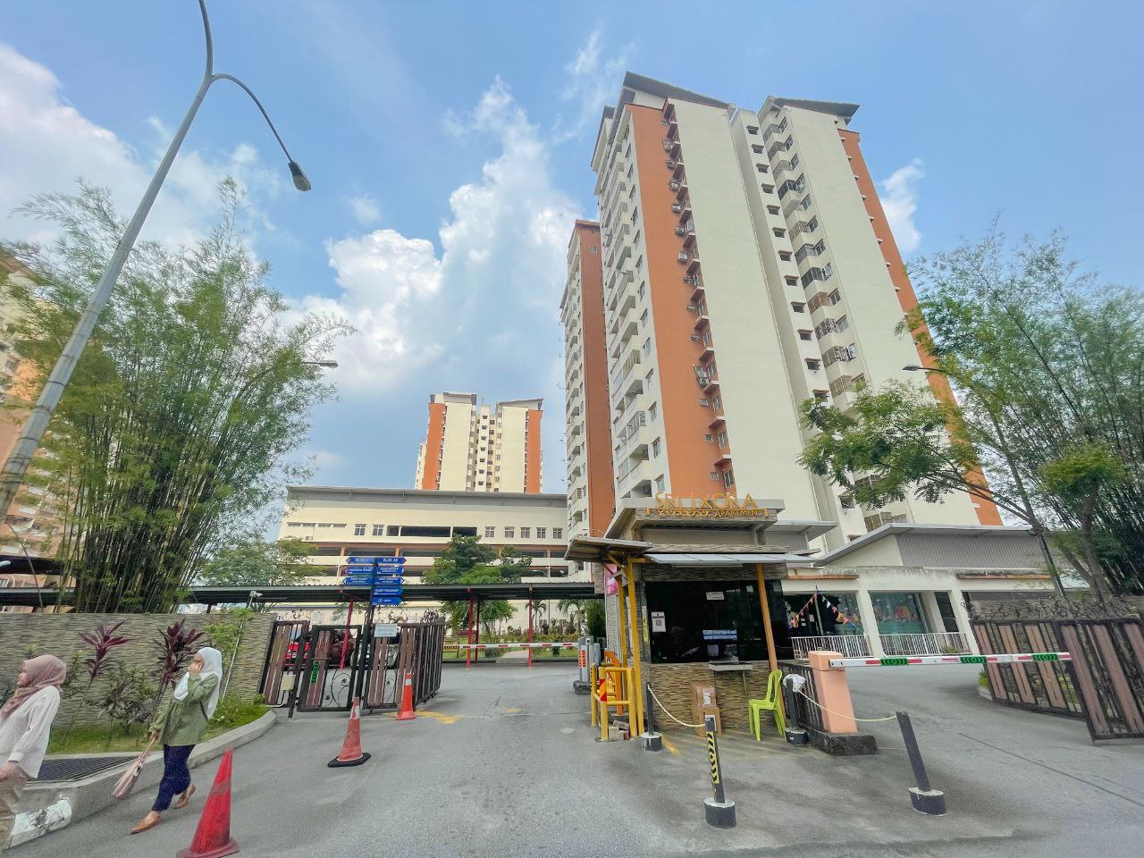 Corner Unit Sri Ixora Apartment, Taman Sepakat Ind - photo 8