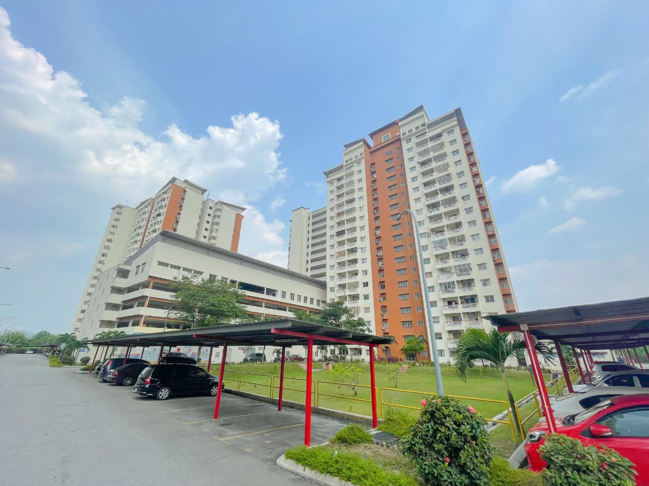 Corner Unit Sri Ixora Apartment, Taman Sepakat Ind - photo 10