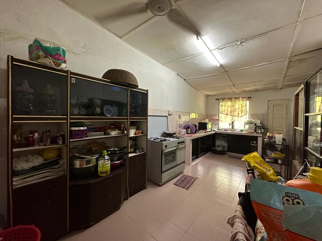Single Storey Bandar Baru Sungai Buloh - photo 2