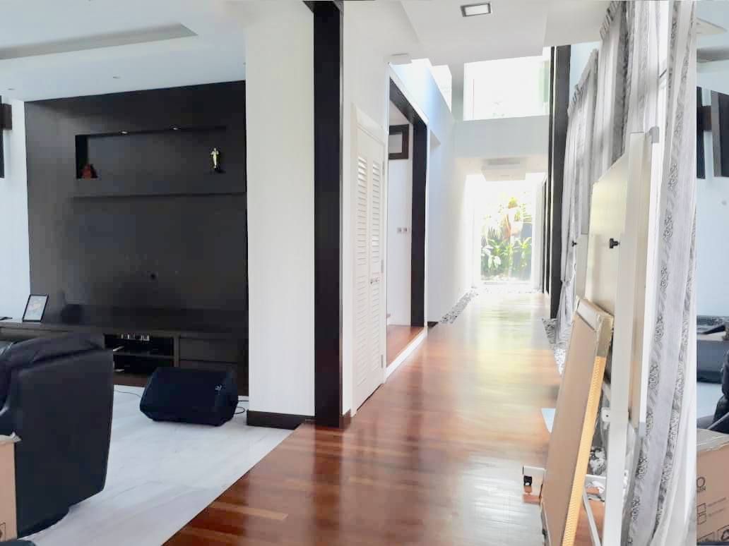 3 Storey Bungalow Country Heights, Kajang - photo 2