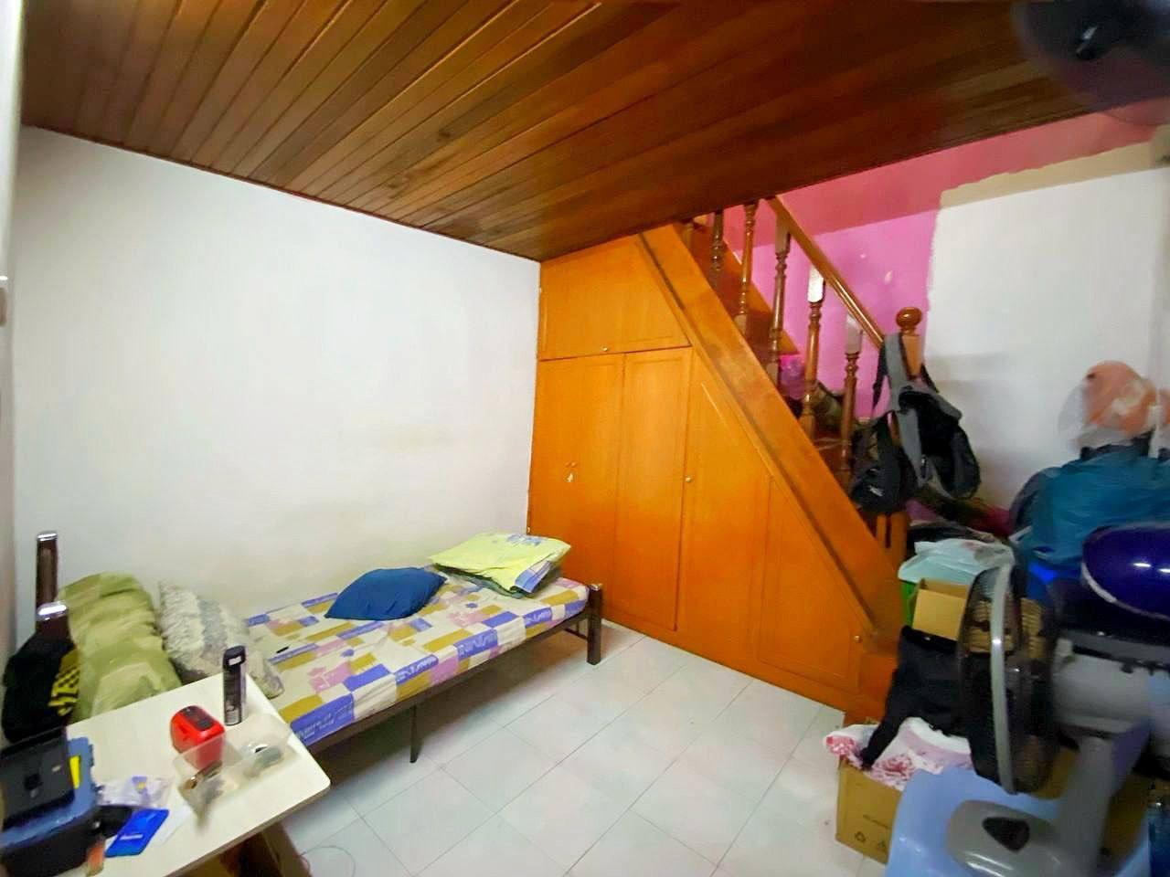 Single Storey Terrace, Taman Sri Intan, Seksyen 7 - photo 5