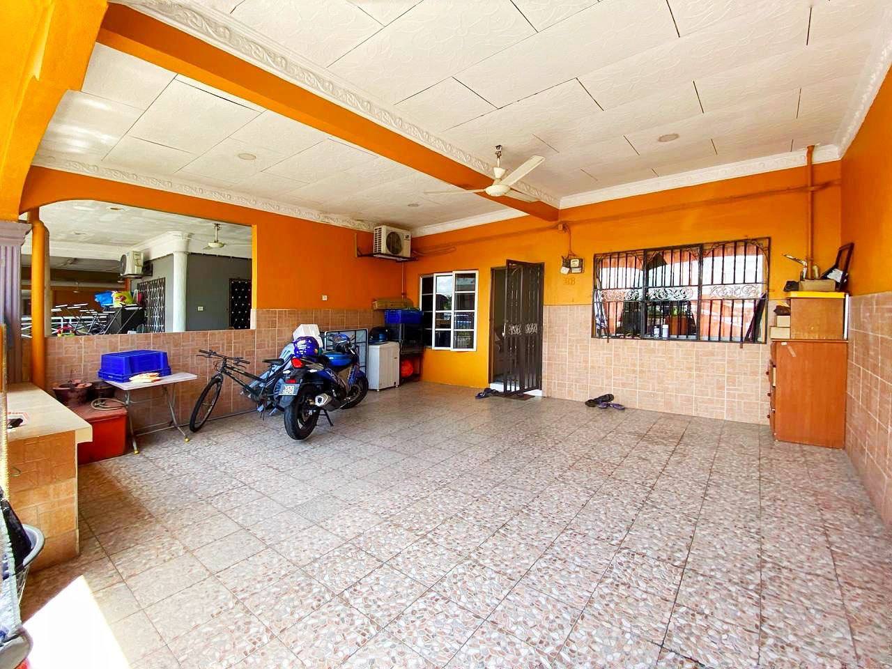 Single Storey Terrace, Taman Sri Intan, Seksyen 7 - photo 9