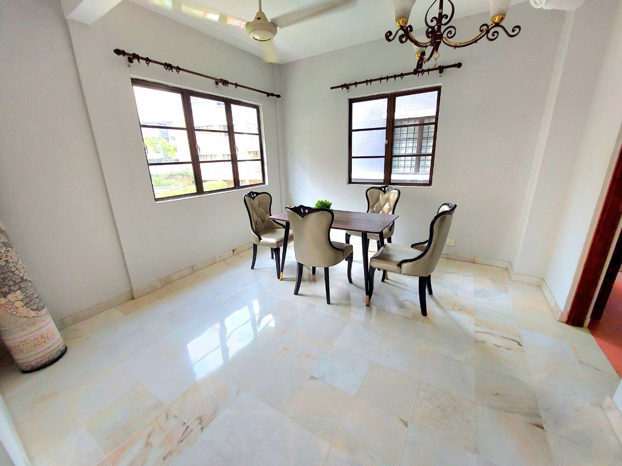 Villa OUG Duplex Condo Jalan Awan Dandan, Taman Ya - photo 8