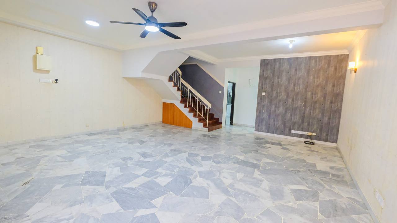 2 5 Storey Terrace Bandar Bukit Puchong, Puchong - photo 3