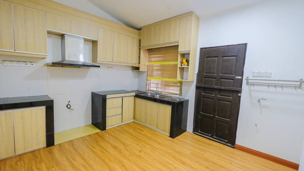 2 5 Storey Terrace Bandar Bukit Puchong, Puchong - photo 10