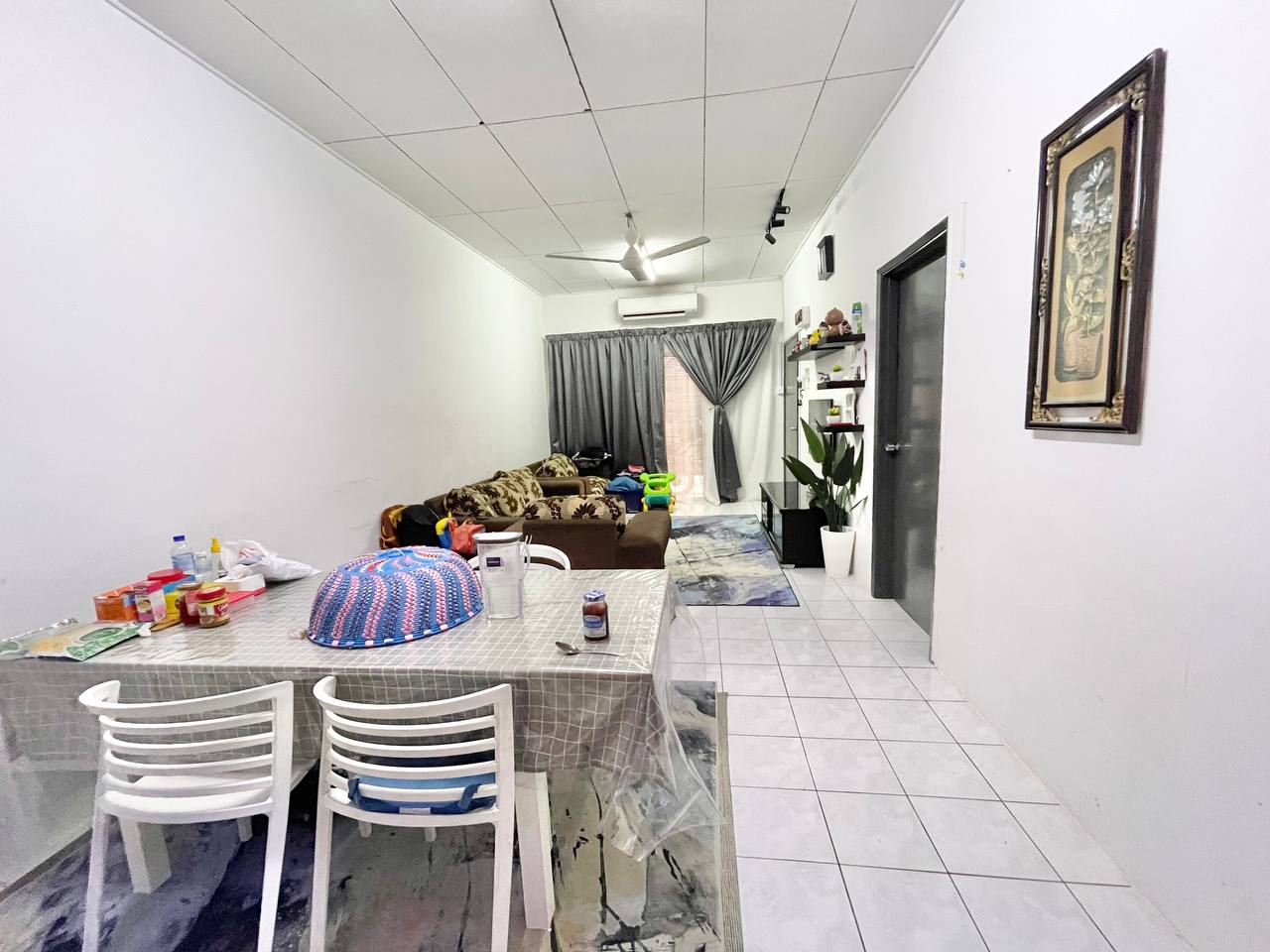 Facing Open Single Storey Terrace Bandar Tasik - photo 3