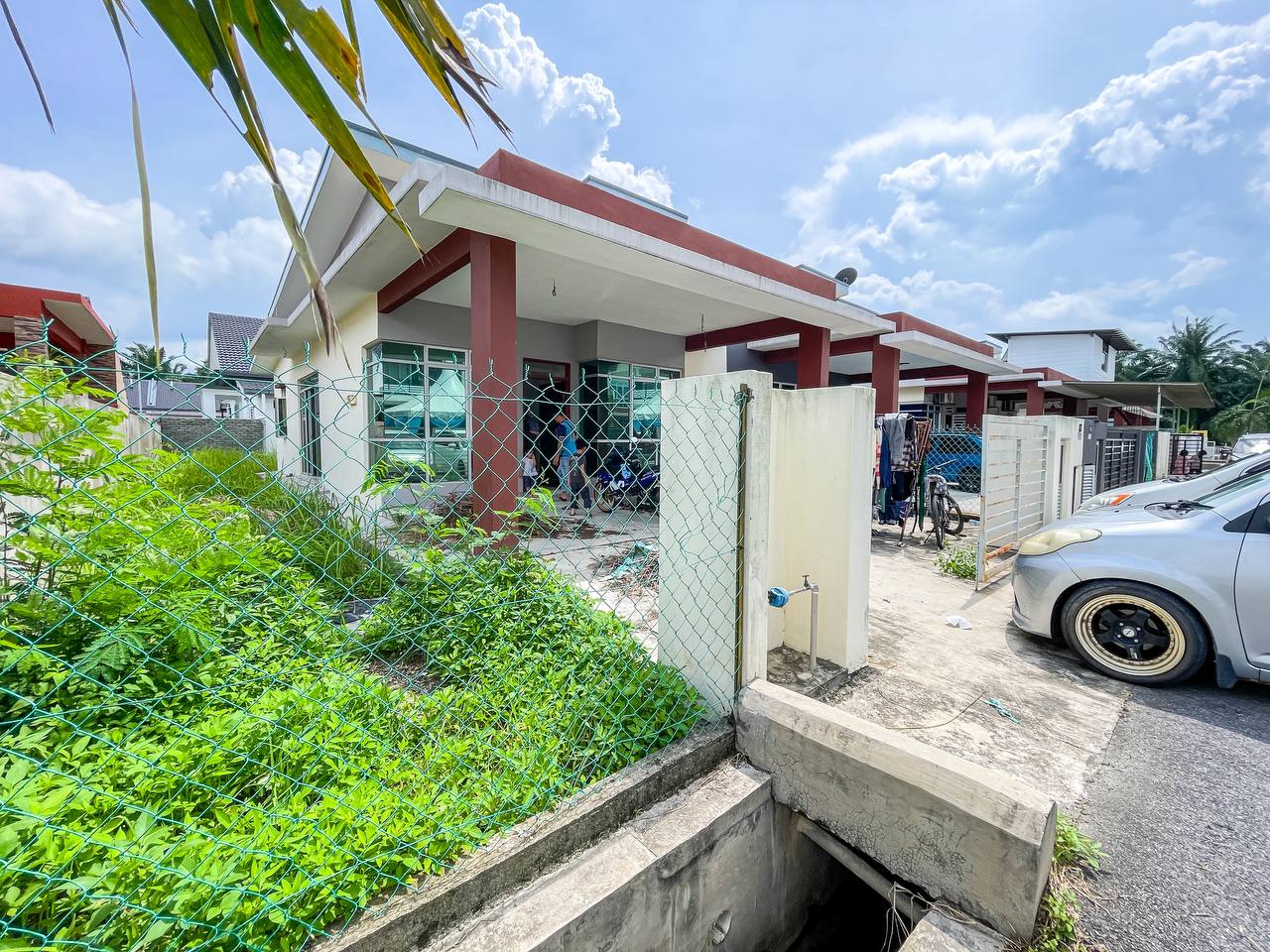 Single Storey Semi D Taman langat Utama 2 Banting - photo 4